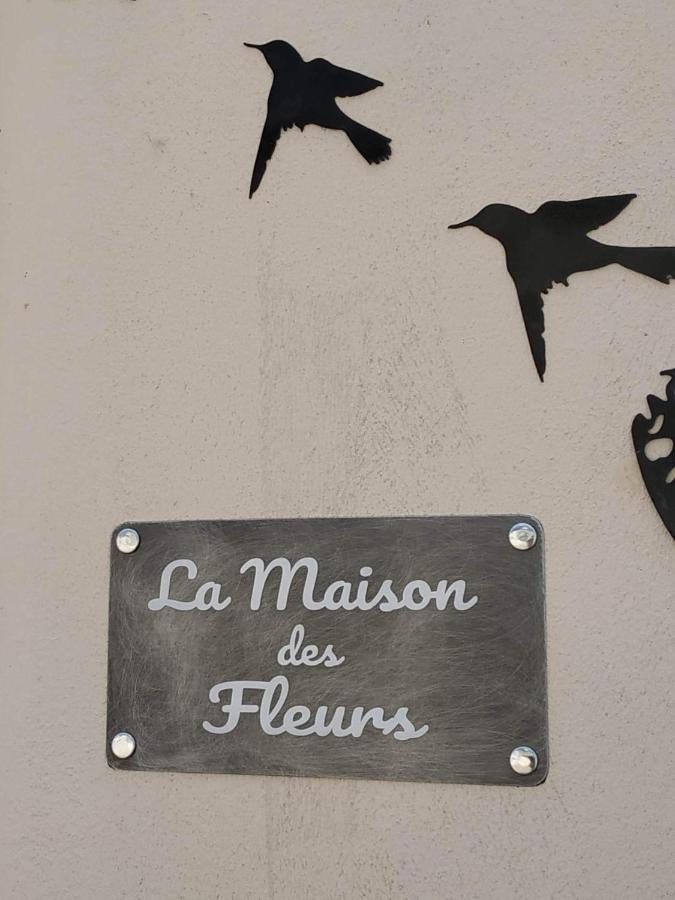 La Maison Des Fleurs Scrignac Extérieur photo